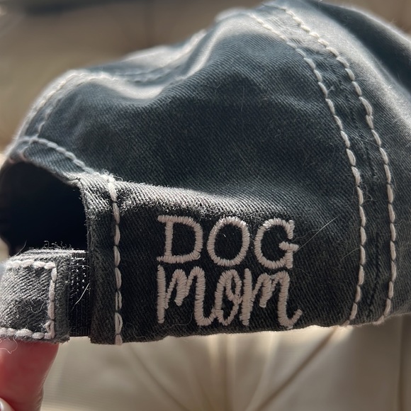 🐾💕 DOG MOM HAT - Picture 3 of 6